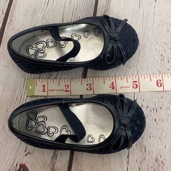 Children's Place Velvet Navy Blue Toddler Dress Shoes with Patent Bow & Sequins - Picture 5 of 5